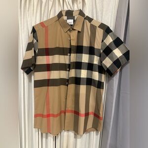 Men’s Burberry Button Down Shirt